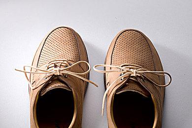 《失物招领模拟器》登陆Steam 奇葩失物认领体验